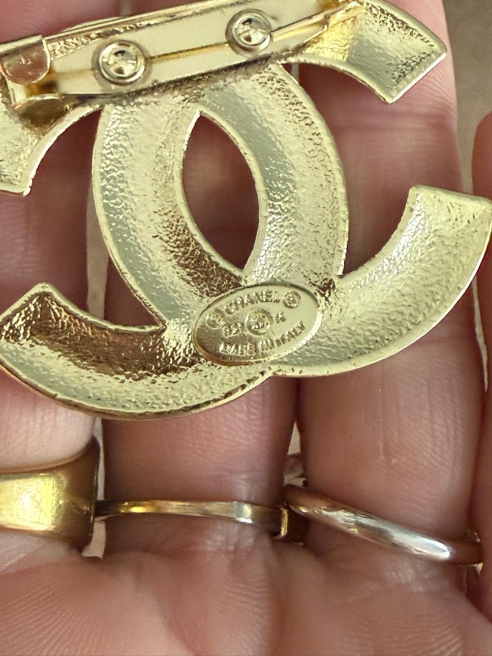 Gold Tone & Faux Pearl Double C Style Brooch – Classic Statement - Picture 7 of 7